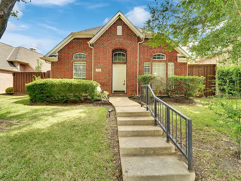 3116 Glen Canyon Dr — Photo 1