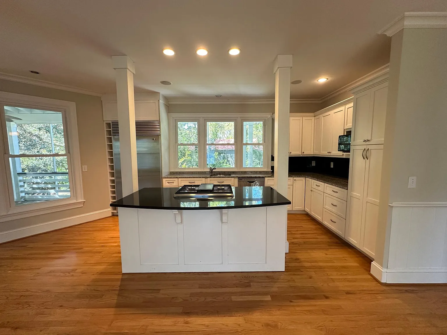 2820 Middle St — Photo 4