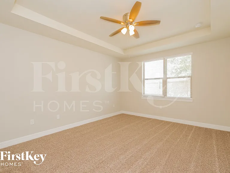 16303 Treasure Point Dr — Photo 9