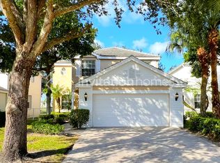 167 Berenger Walk, Royal Palm Beach, FL 33414