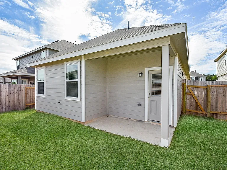 14042 Chinook Dr — Photo 41