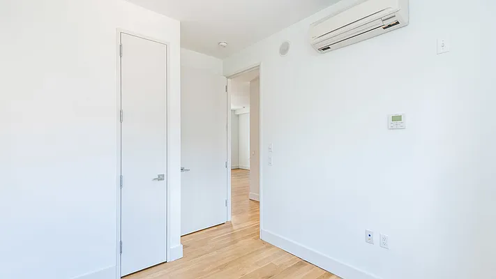 Rented by Nooklyn NYC LLC | media 19