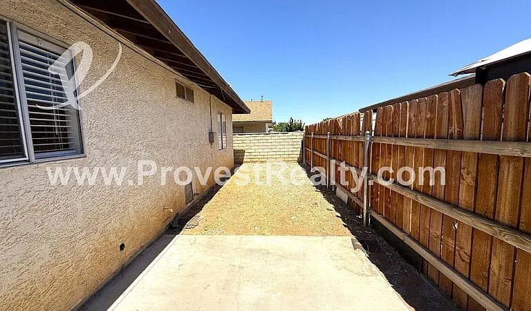 22462 Miramot Rd #3 — Photo 15