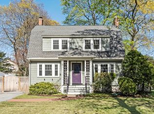 54 Pratt St, Reading, MA 01867