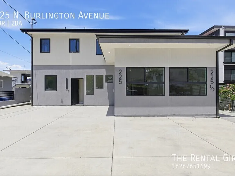 225 N Burlington Ave — Photo 23