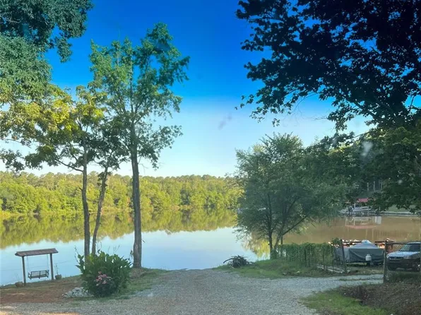 230 Friar Tuck Cir, Covington, GA 30014