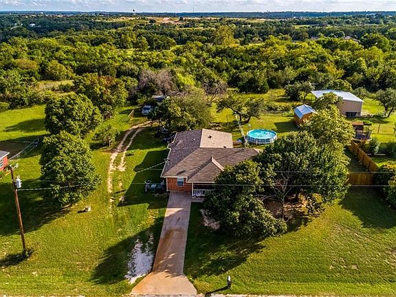 2nd image of 500 McFarland Ln