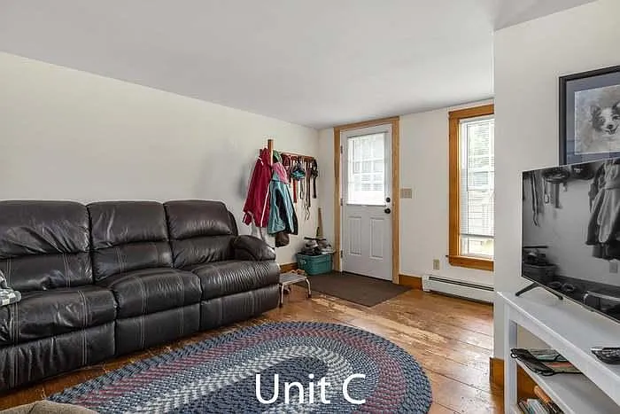 19 Pleasant St #C — Photo 5