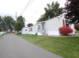 7 L Dr, Butler, PA 16001