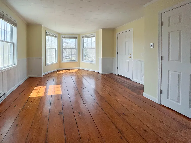 35 Keene Rd #A — Photo 12