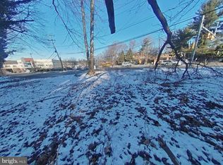 1950 W Chester Pike, Havertown, PA 19083