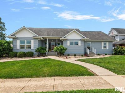 110 E Pleasant St, Taylorville, IL, 62568
