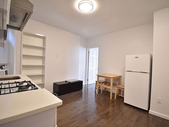 2nd image of 56 Elizabeth St APT 11