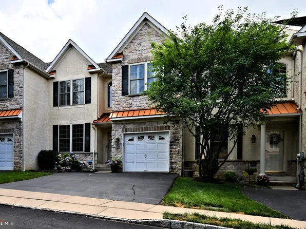 229 Barefield Ln, Conshohocken, PA 19428