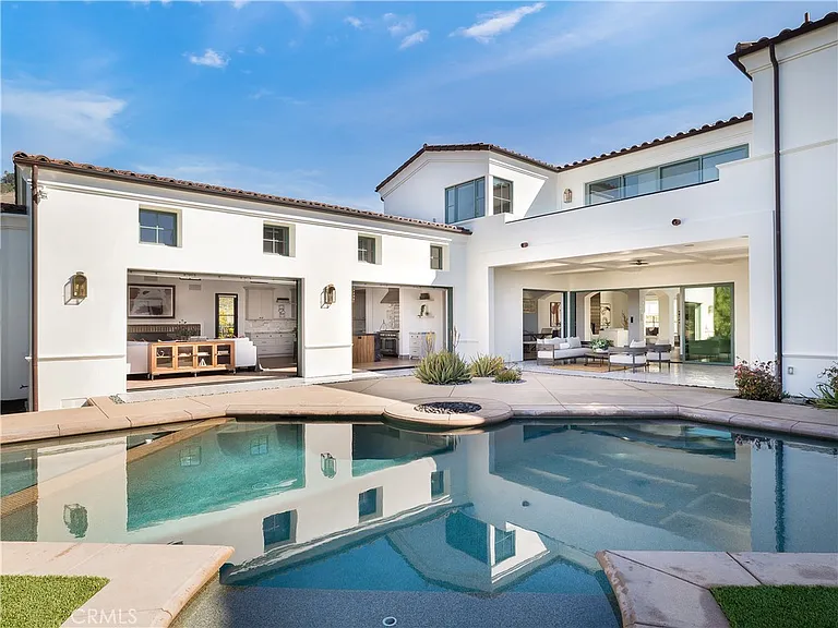 32009 Cape Point Dr — Photo 25