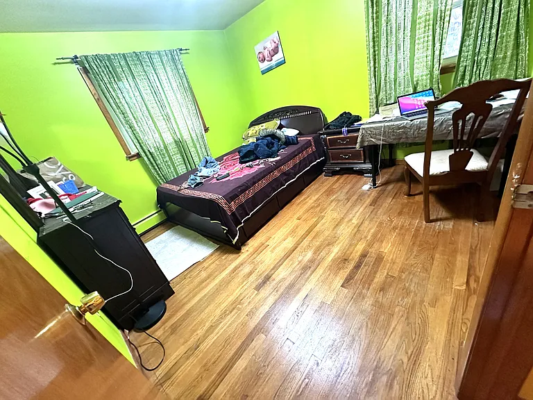 10 Alfred Dr E — Photo 5
