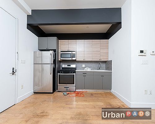2nd image of 1341 Bedford Ave #1R
