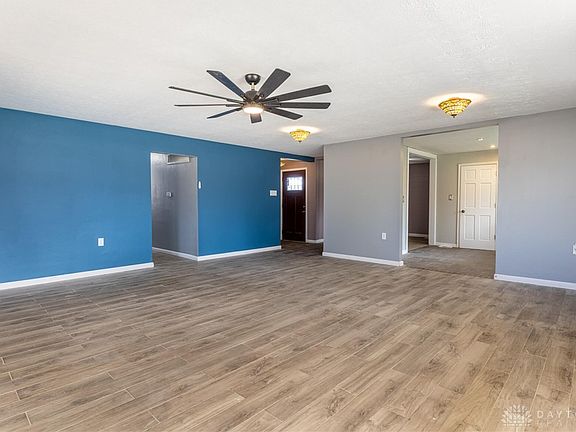 4th image of 800 Mapleside Dr