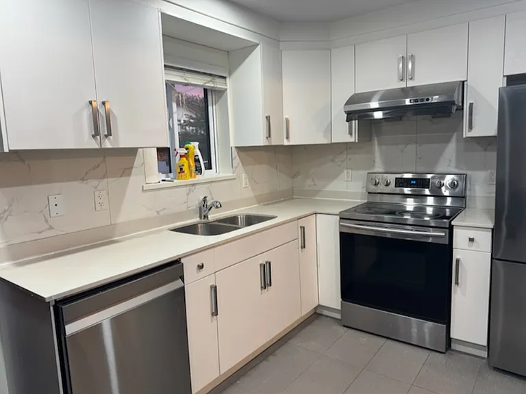 1777 Lillooet St #7 — Photo 3