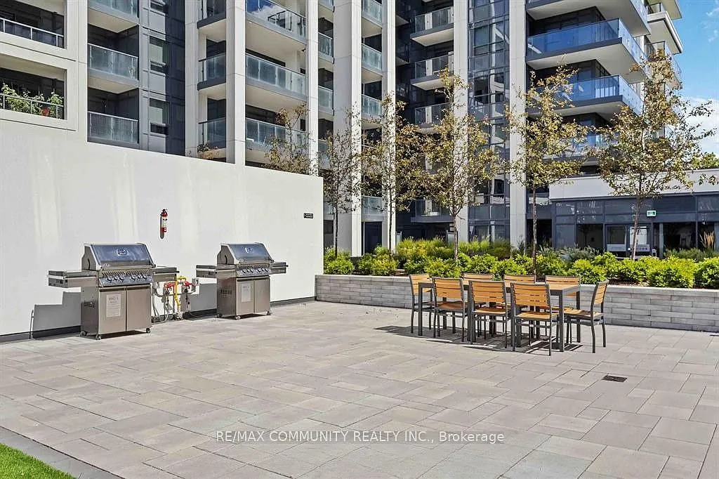 2 bed, $2,325 — Photo 2