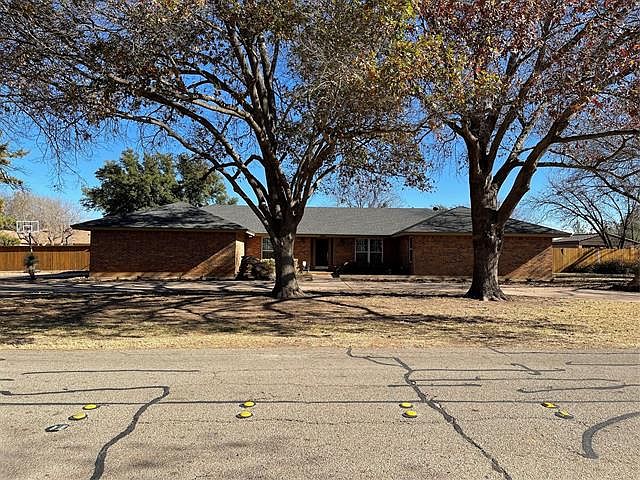 1st image of 2617 Shoreline Dr