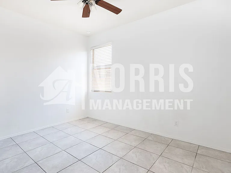 1153 E Gabrilla Dr — Photo 18