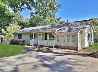 1102 Dogwood Rd, Snellville, GA 30078