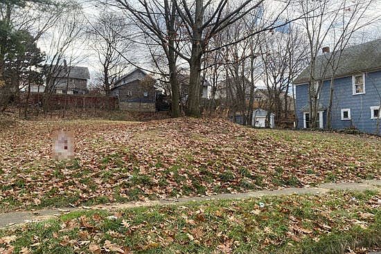 1st image of 46 E Emerling Ave