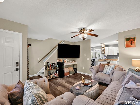 3rd image of 2466 Torringford West Street