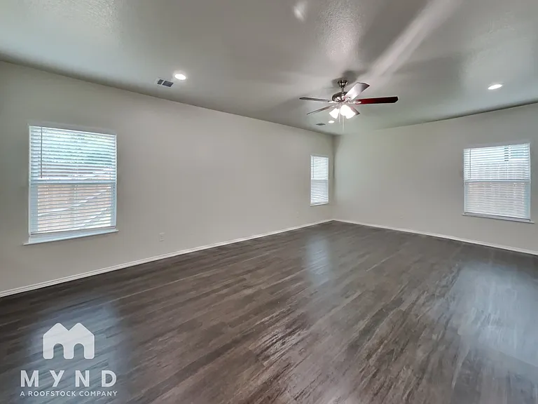 109 Frierson St — Photo 7