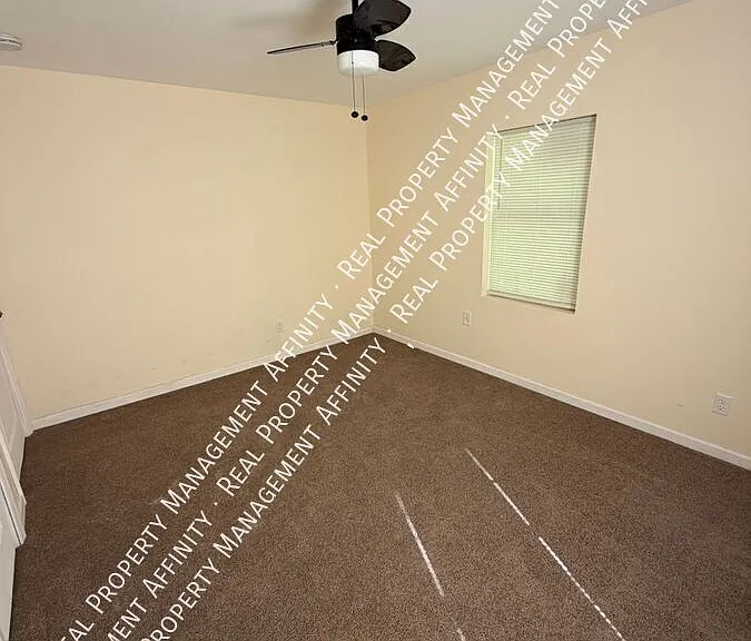 2490 Staten Ave #3 — Photo 9
