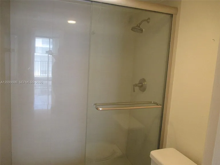 1865 Brickell Ave — Photo 15