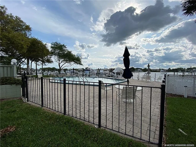 3901 SE Saint Lucie Blvd #D-29 — Photo 23