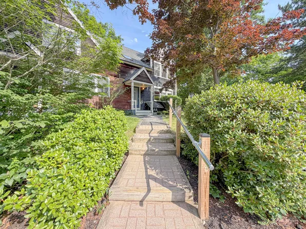 401 Brighton Avenue #7, Portland, ME 04102