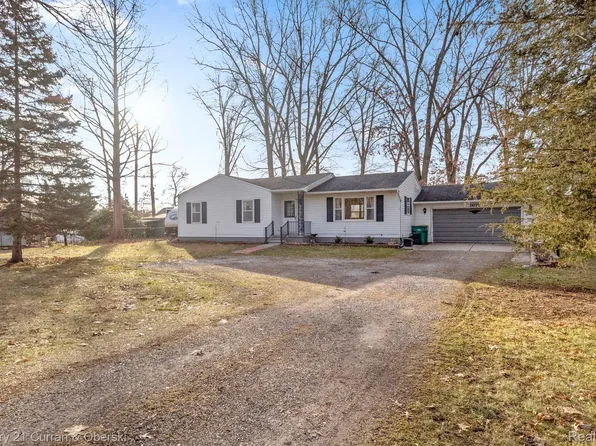 24775 Joyce Rd, Brownstown, MI 48134
