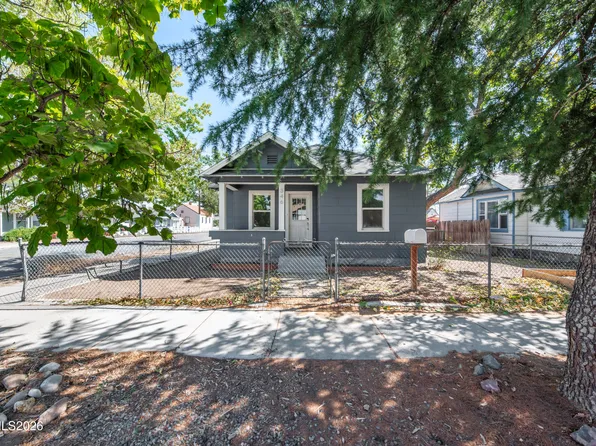 346 9th St, Sparks, NV 89431