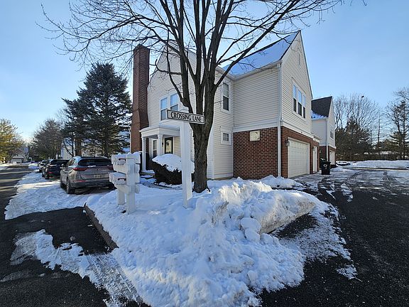 4th image of 5401 Crossing Ln
