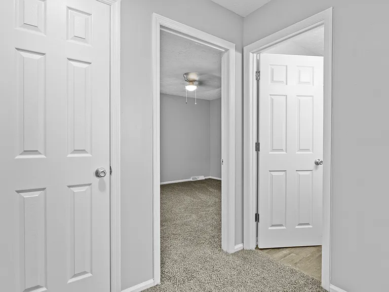 Mt. Tabor Apartments — Photo 35