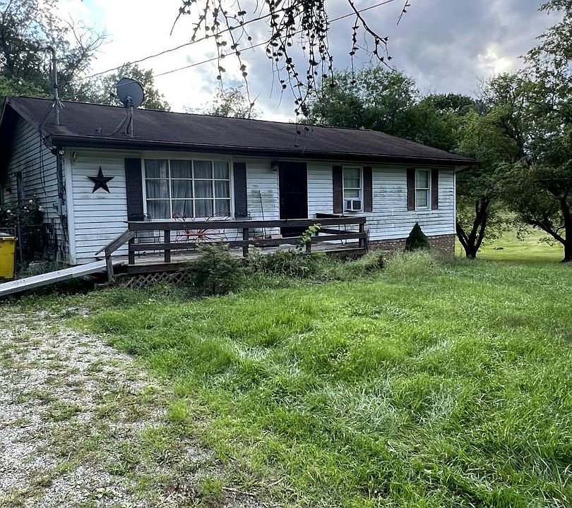 1st image of 2154 Golf Course Rd