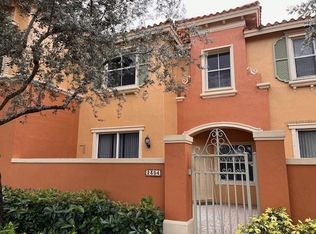 2304 Anchor Ct, Fort Lauderdale, FL 33312