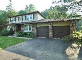 10 Sugar Maple Ln, Horsham, PA 19044