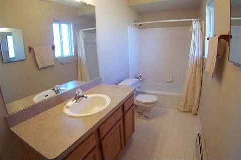2nd image of 38618 Meadowdale Dr