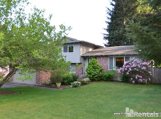 2211 NE Ridgewood St, Poulsbo, WA 98370