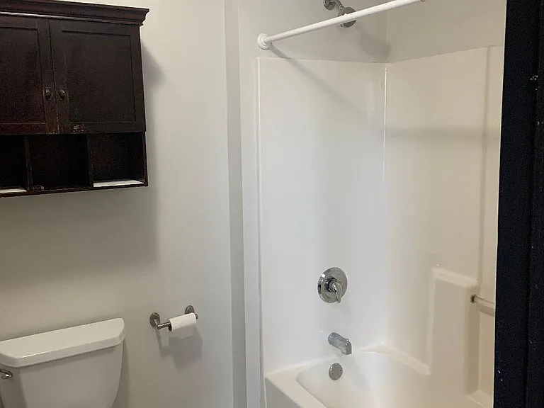 10 Lees Ave #1 — Photo 14