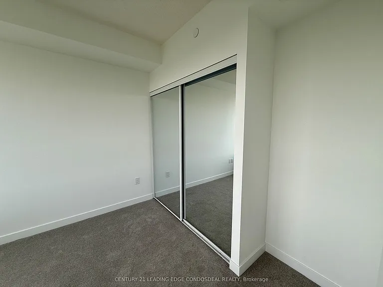 4010 Eglinton Ave W #914 — Photo 8