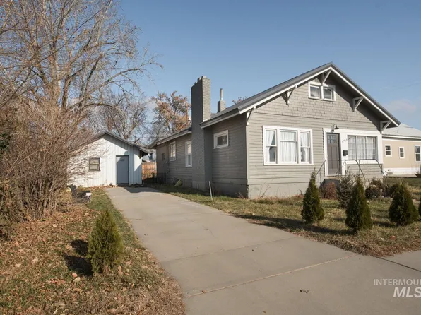 324 W Commercial St, Weiser, ID 83672