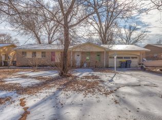 516 E F St, Jenks, OK 74037
