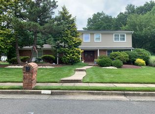 26 Lake Ontario Ln, Morganville, NJ 07751