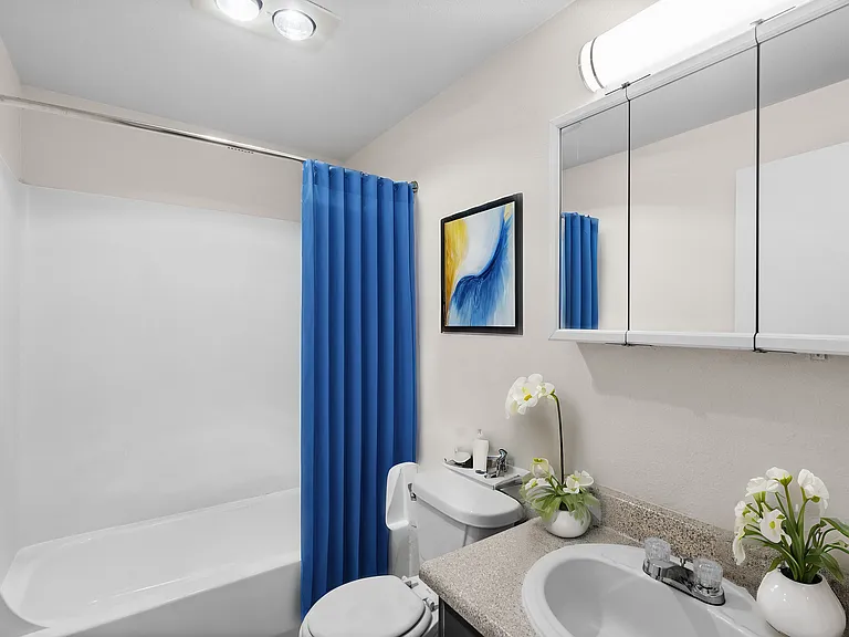 Fresh and inviting bathroom space Fresh and inviting bathroom space