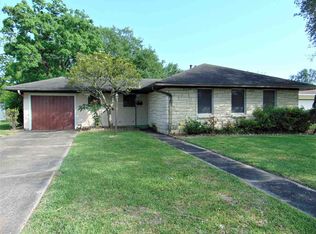 2648 33rd St, Port Arthur, TX 77640